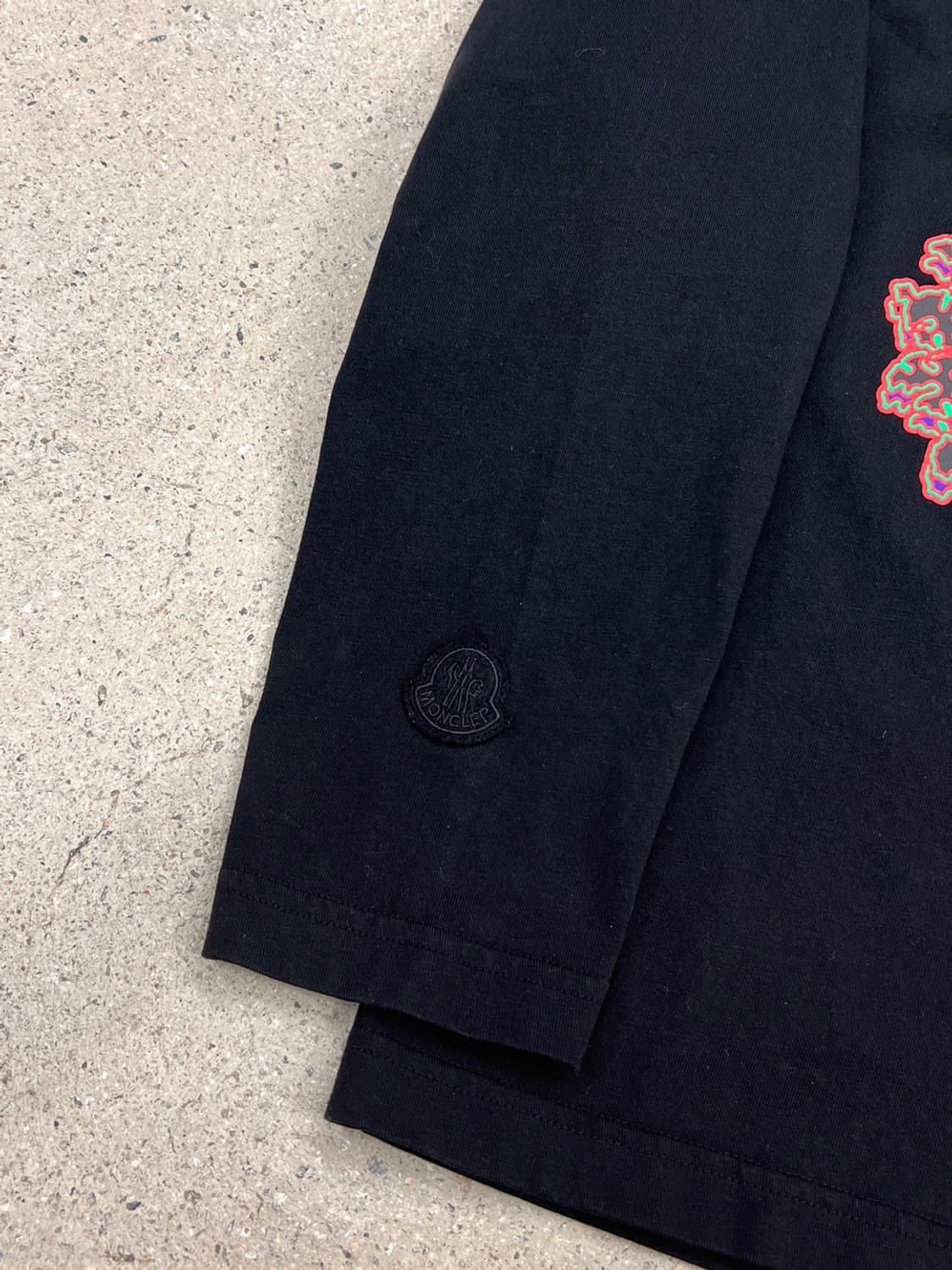 몽클레어 지니어스 블랙와펜 그래픽 롱슬리브 상품이미지6