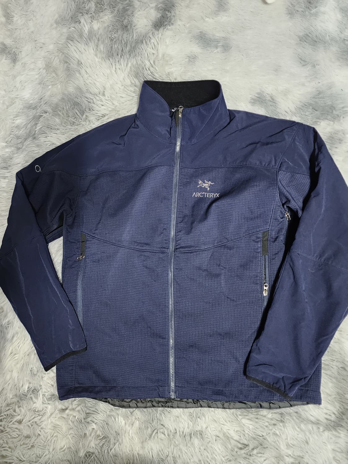 아크테릭스 시그마 네이비 바람막이 자켓 상품이미지1