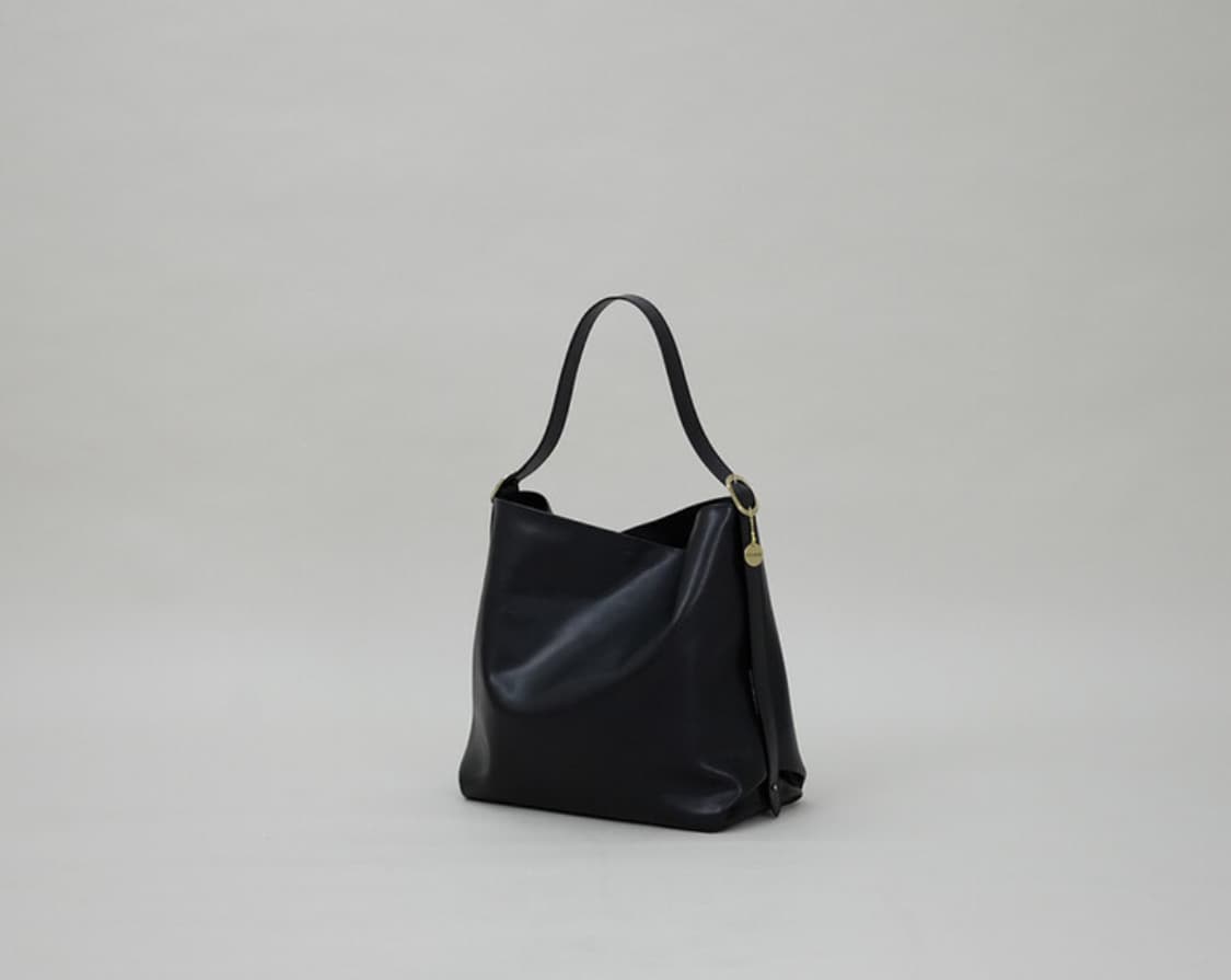 앳마이핑거팁 Belted Carryall Grande black 상품이미지2
