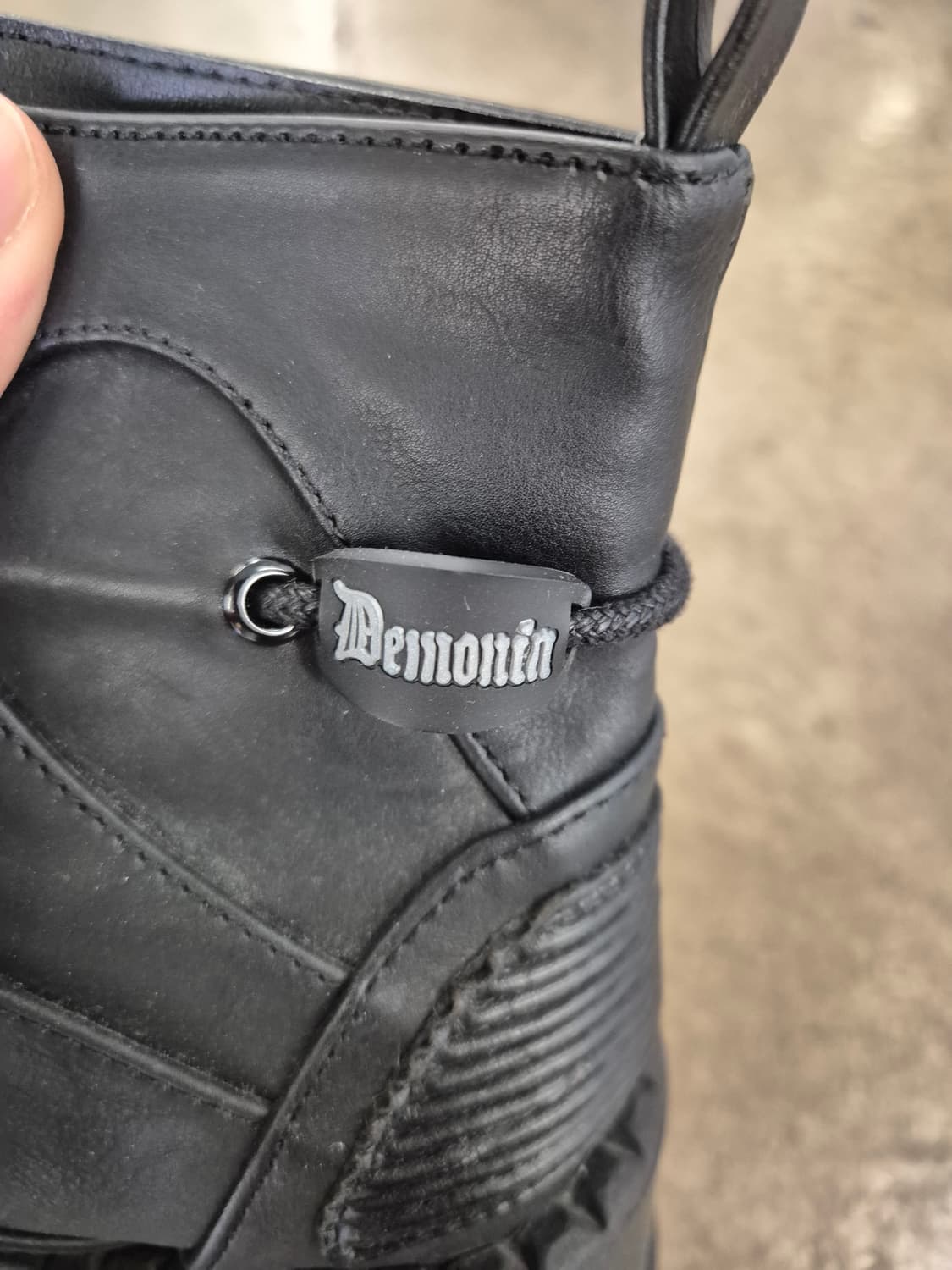 데모니아 STOMP-13 블랙 플랫폼 워커 240 상품이미지7