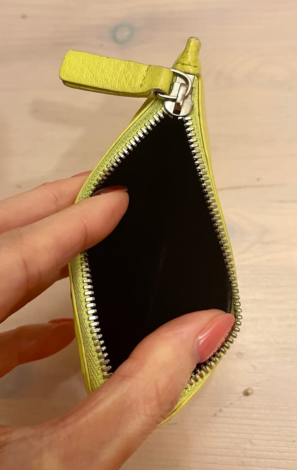 정품 발렌시아가 Everyday 카드지갑/네온옐로 상품이미지5