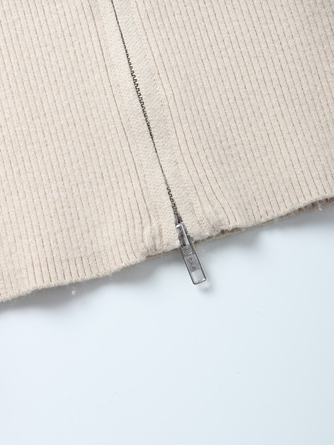 WHO'S WHO gallery Raglan Zip Knit 상품이미지8