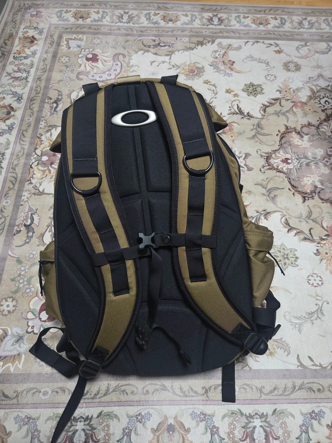 오클리 아이콘 백팩 상품이미지4