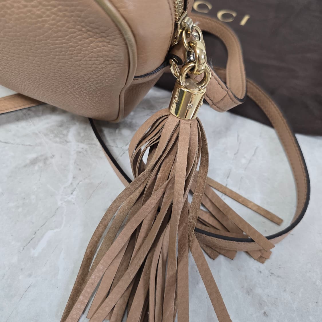 구찌 소호 디스코 크로스백 판매 상품이미지8