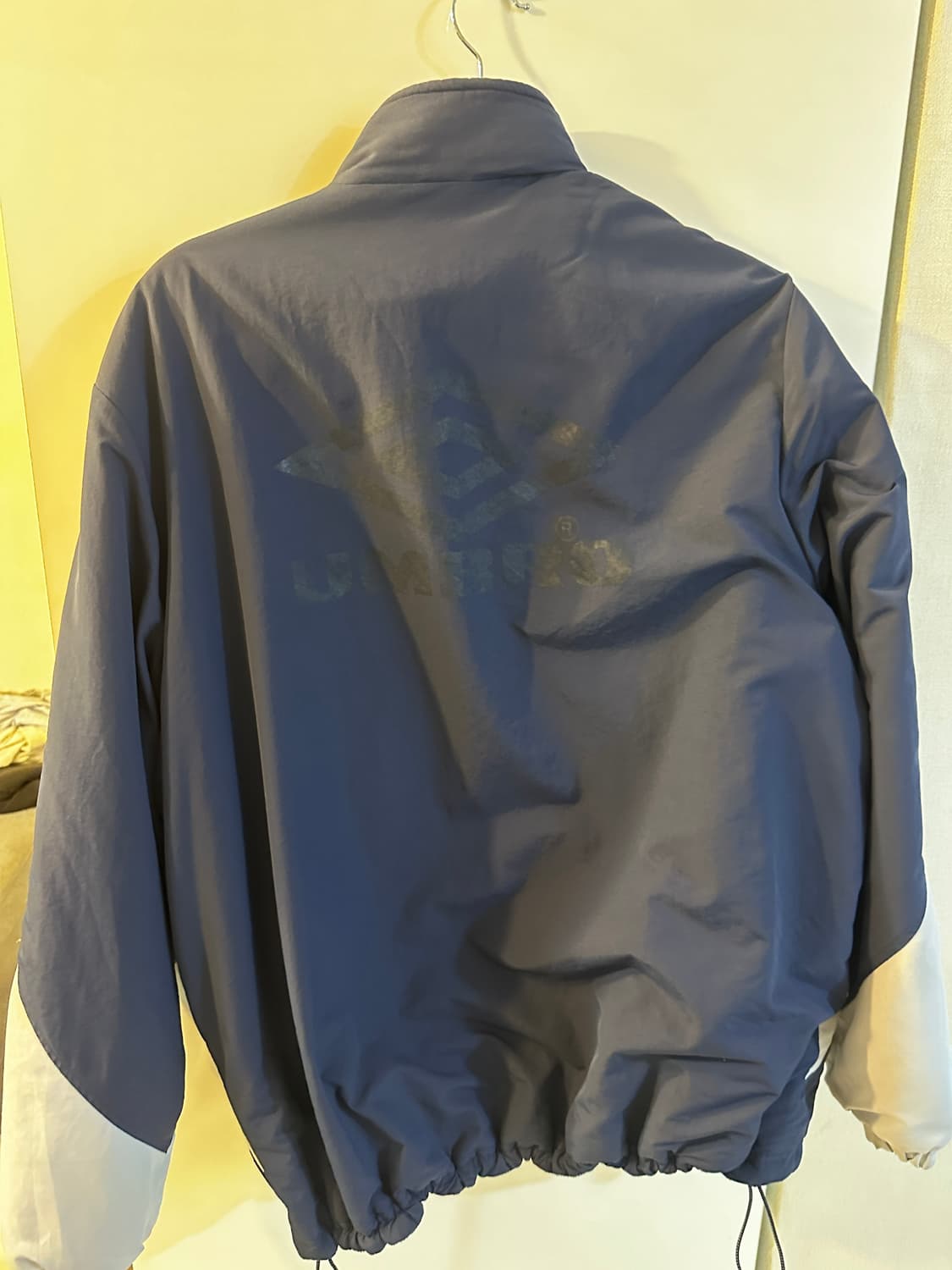 엄브로 리버시블 플리스 바람막이 XL 상품이미지2