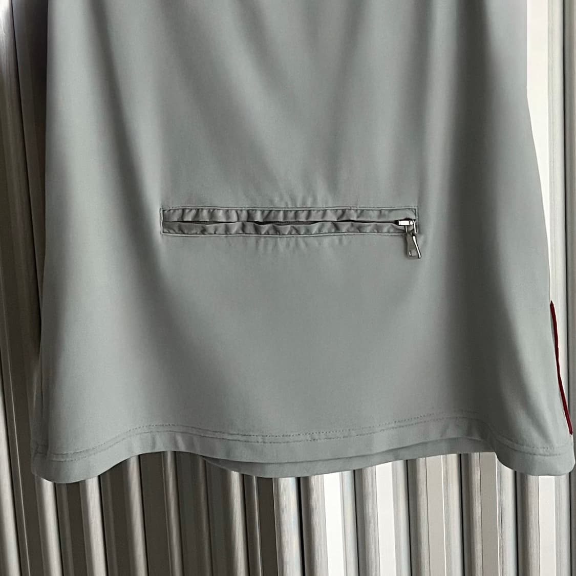 Prada sleeveless 상품이미지5