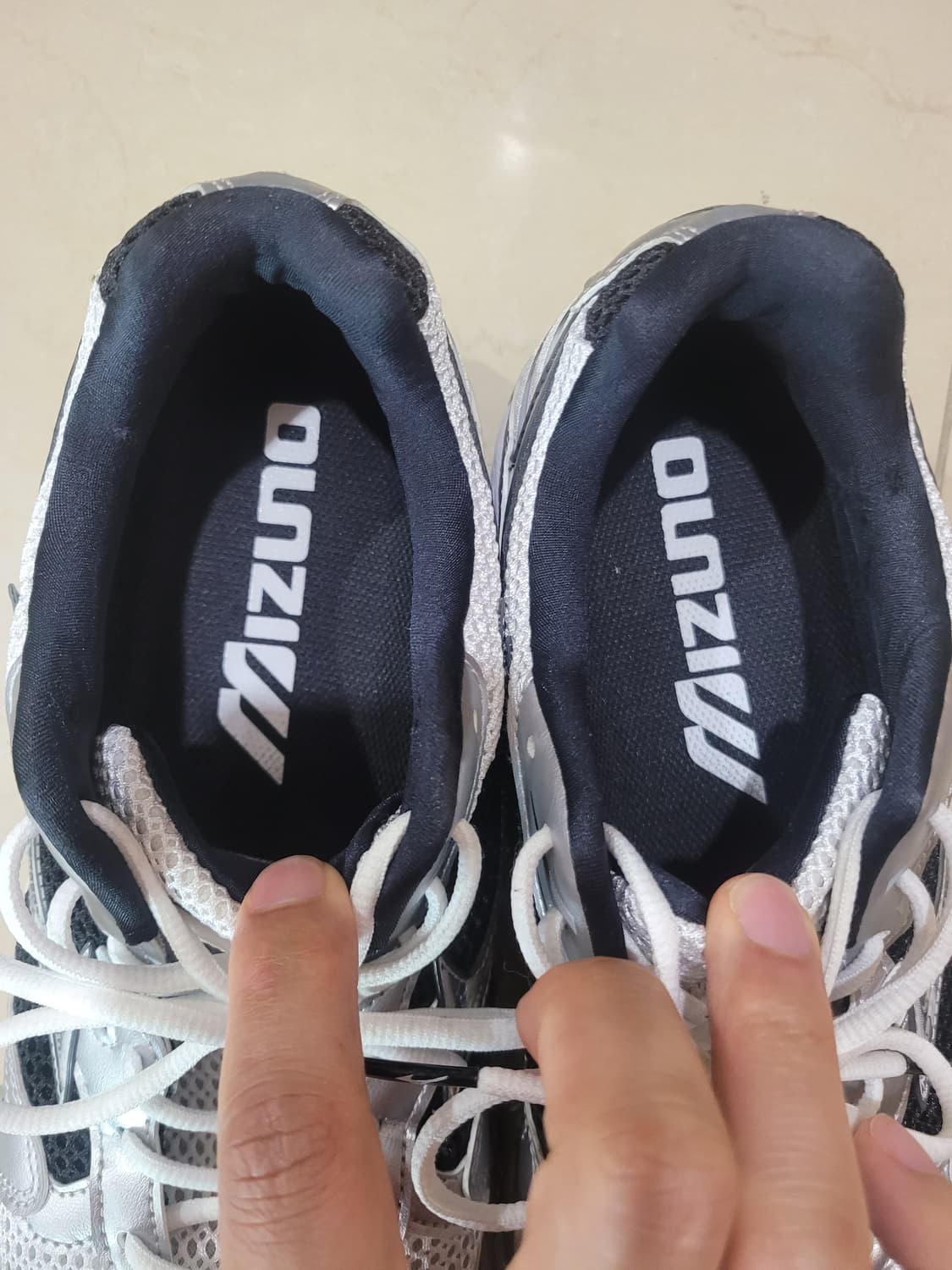 미즈노 웨이브라이더10 285 상품이미지2