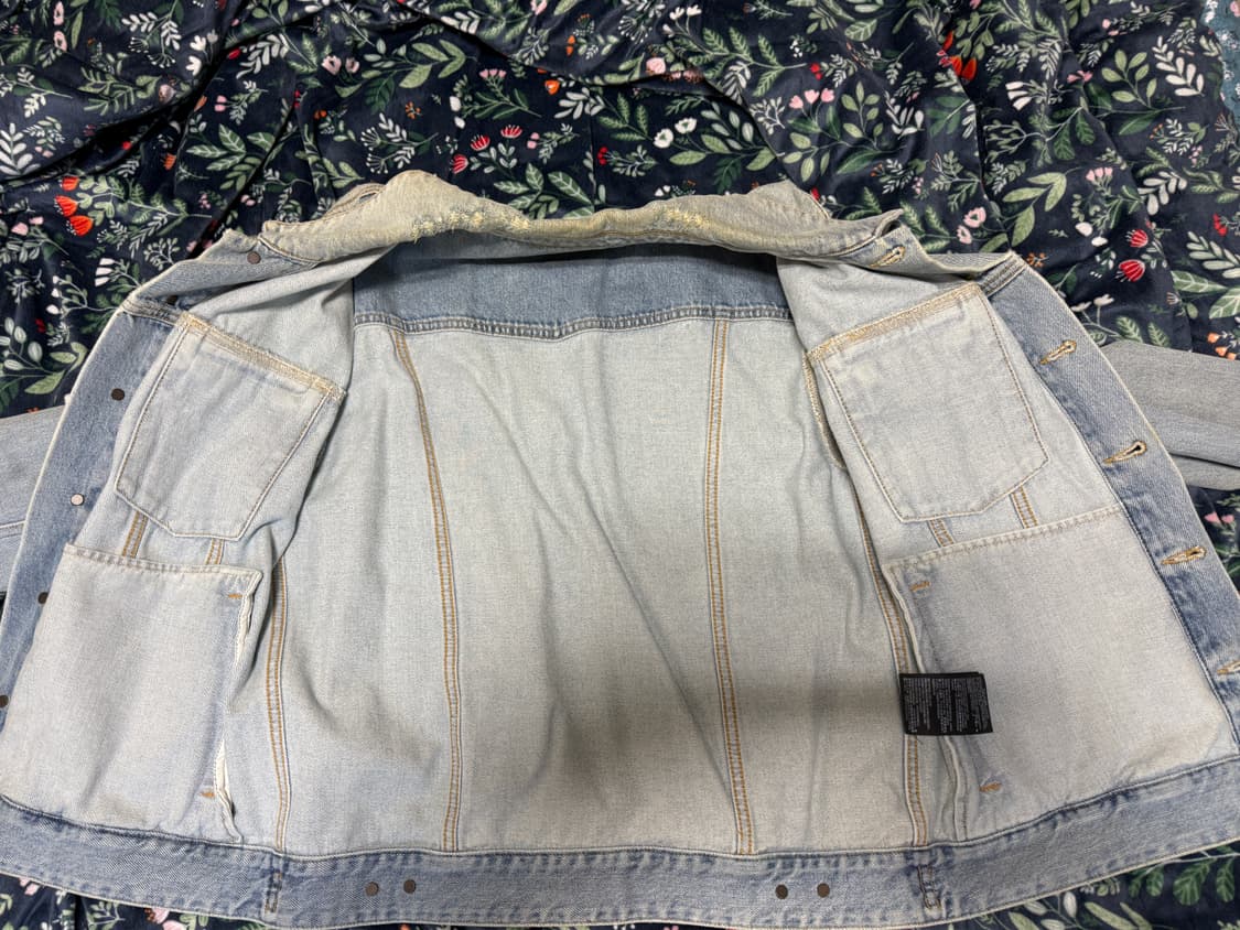 생로랑 데님자켓(연청) L사이즈 상품이미지6