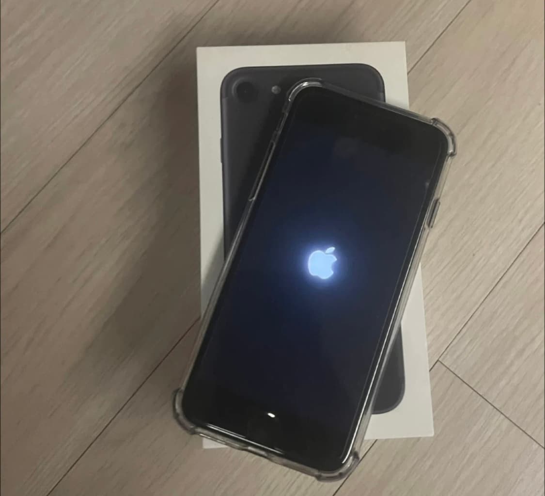 아이폰7 블랙 풀박스 상품이미지1