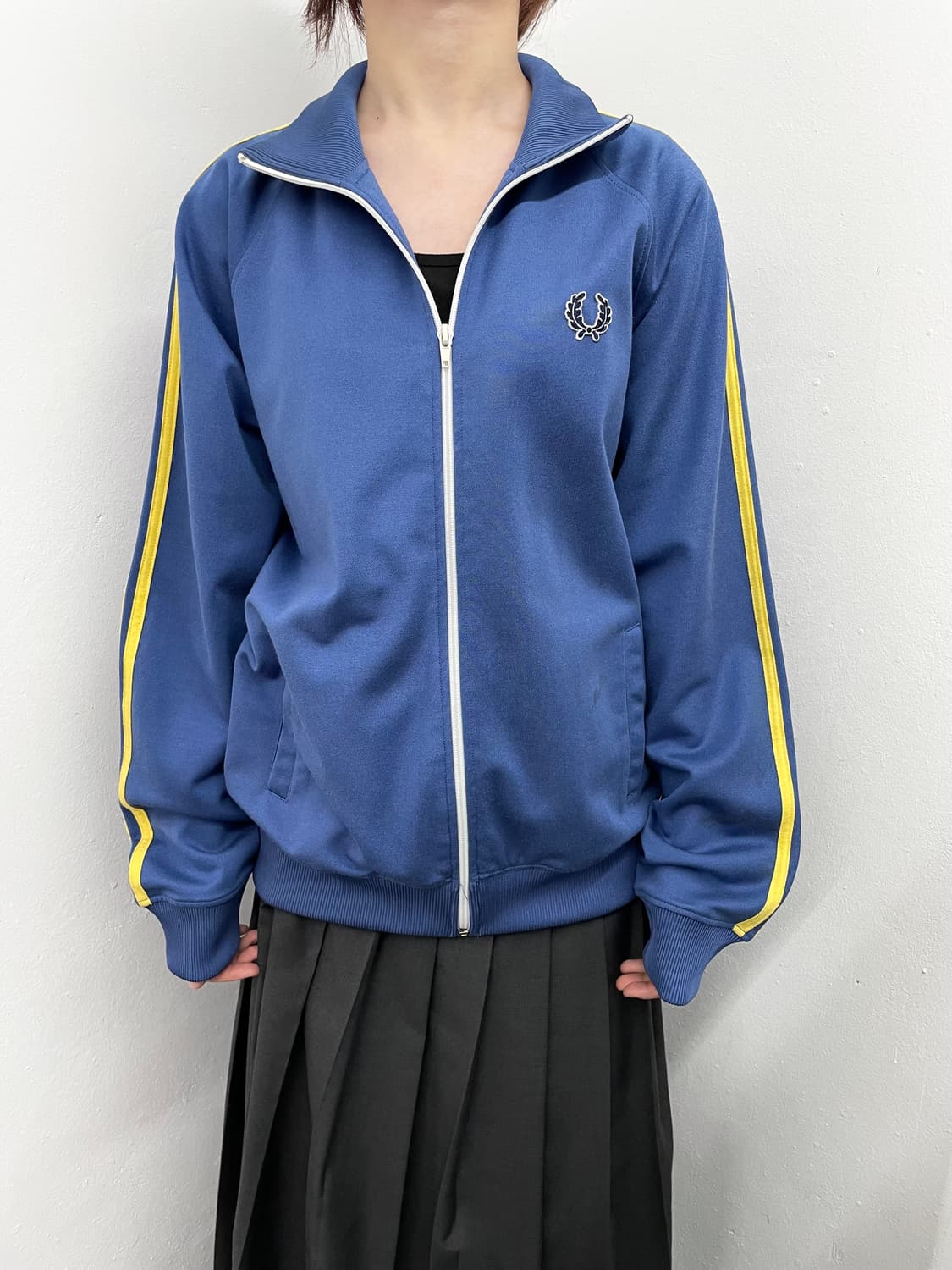 프레드페리 00s 로고 트랙탑 상품이미지1