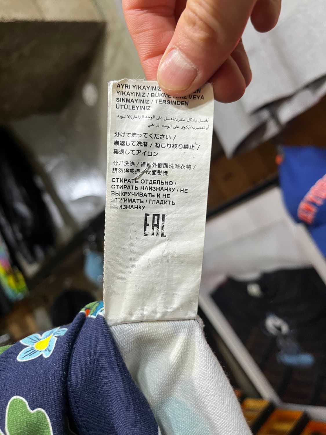 Love Moschino 모스키노 플라워 파워 컬렉션 티셔츠 상품이미지6