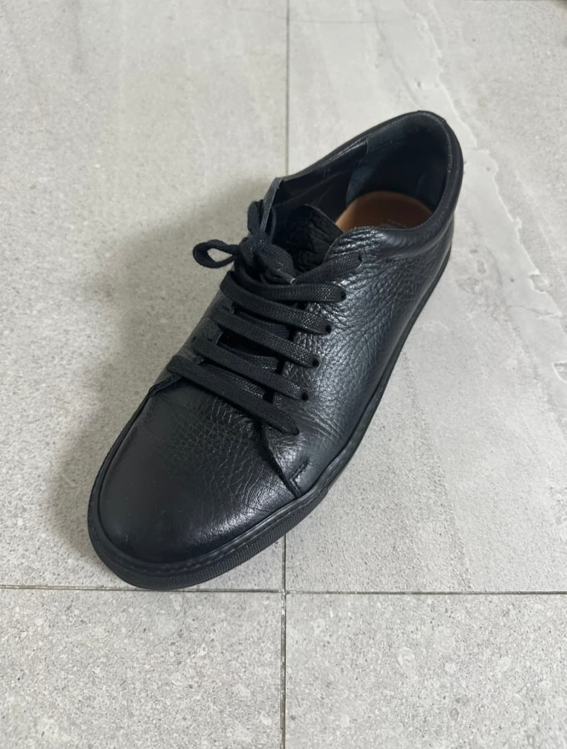 아크네 스튜디오 아드리안 블랙 스니커즈 상품이미지2