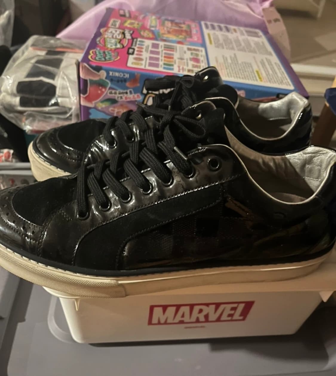 루이비통 모노그램 스니커즈 상품이미지3