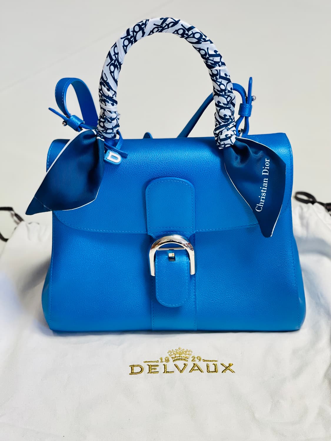 정품 새상품) Delvaux 델보 브리앙 MM 메탈릭블루 정가 1150만 상품이미지1