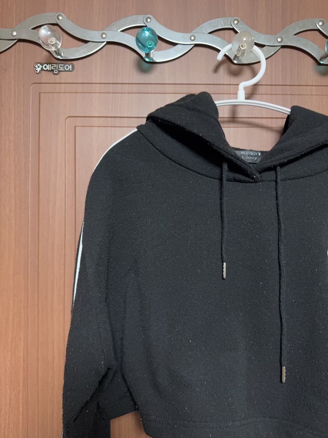 플레이보이 일본 빈티지 공겜여주 중성계 블랙 크롭 후드티 상품이미지2