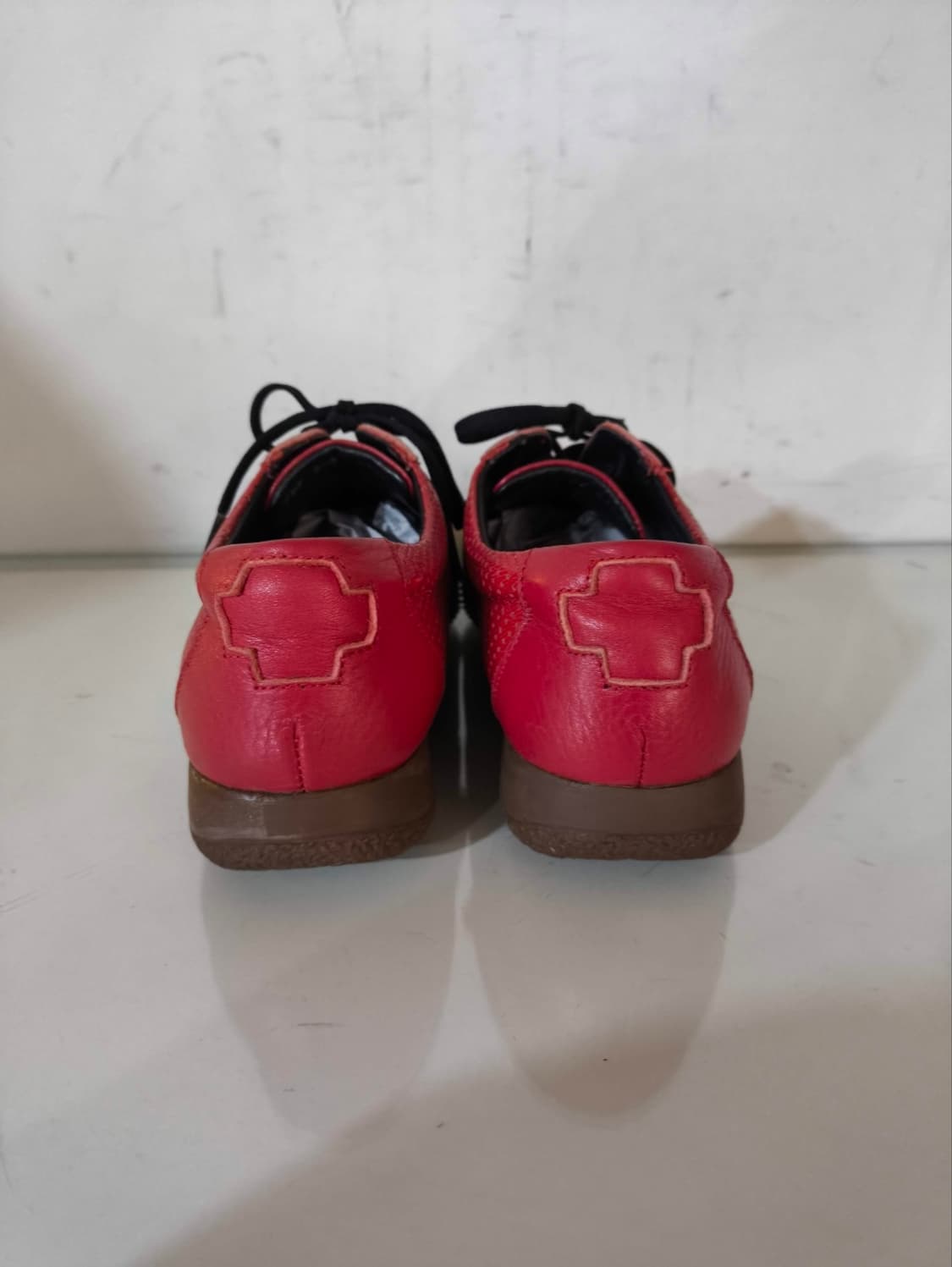 235mm 발리 핀도트 레드 스니커즈 레트로 상품이미지8