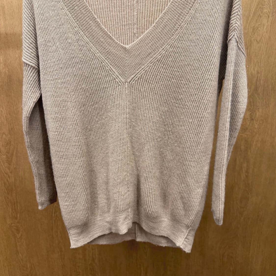 스텔라 매카트니 브이넥 골지 니트 드롭 숄더 디테일 루즈핏 핑크 베이지 상품이미지5