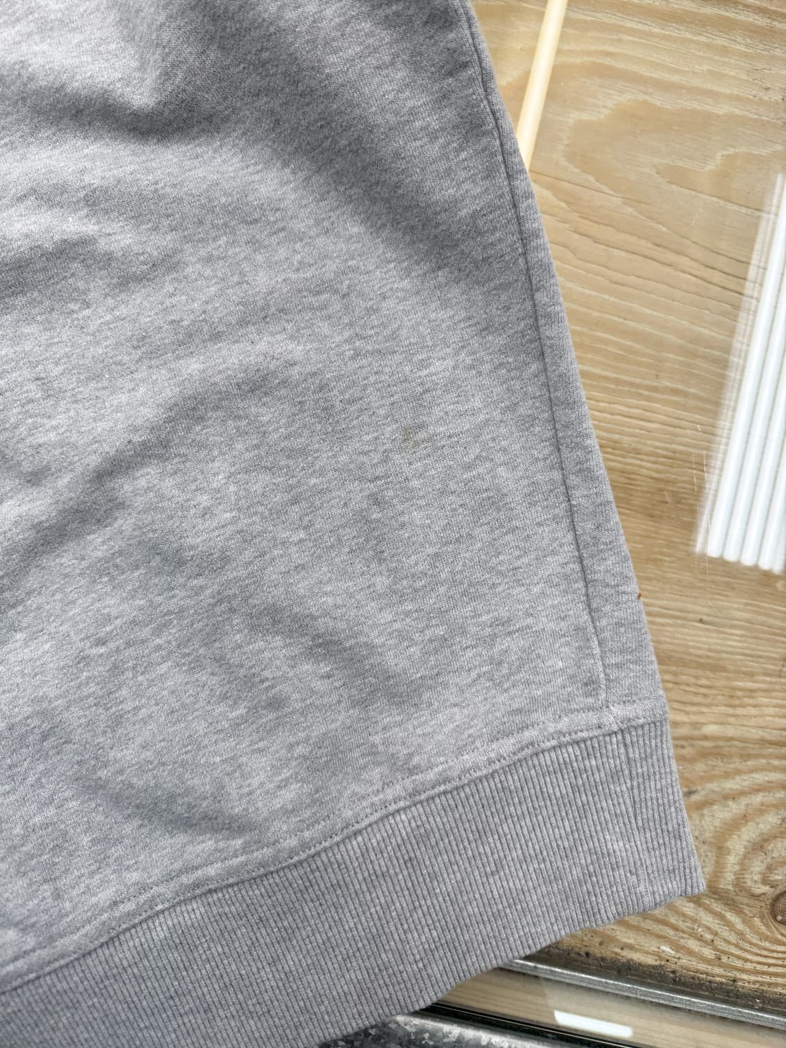 팀버랜드 엠보스드 스펠 로고 스웻셔츠 상품이미지9