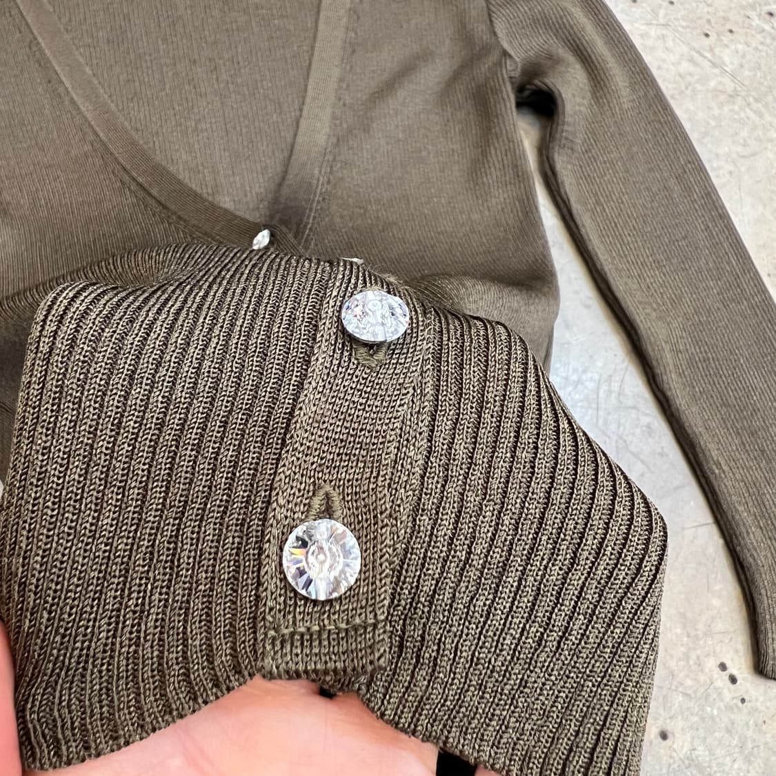 꾸레쥬 골지 브이넥 가디건 상품이미지3