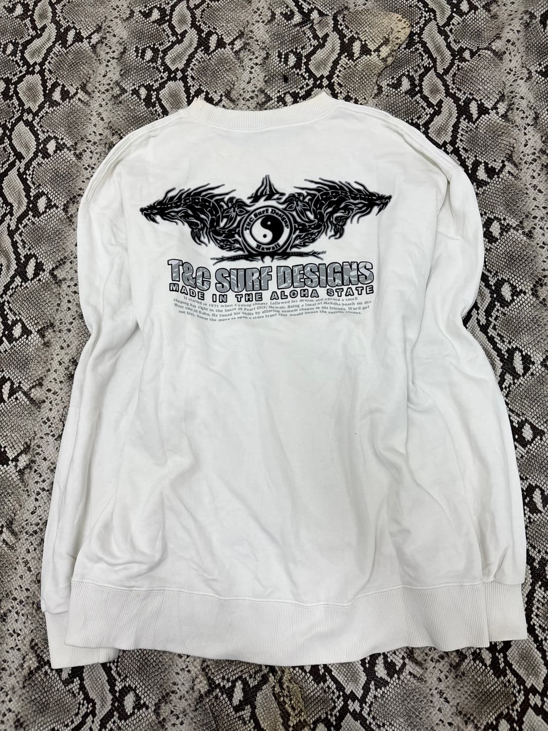 “T&C Surf” Dragon Print White Sleeve 상품이미지1