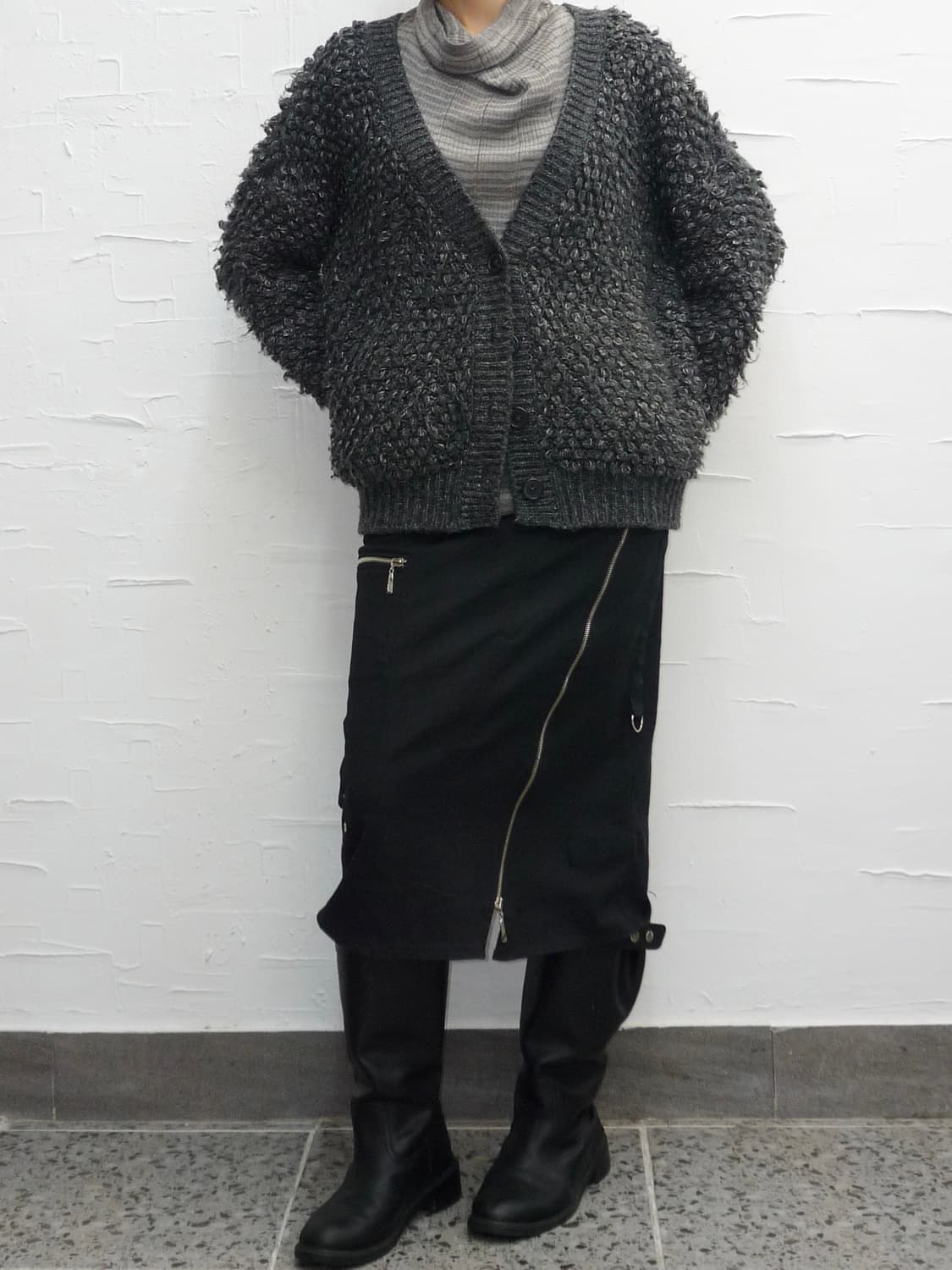 grey fuzzy fur cardigan 상품이미지2