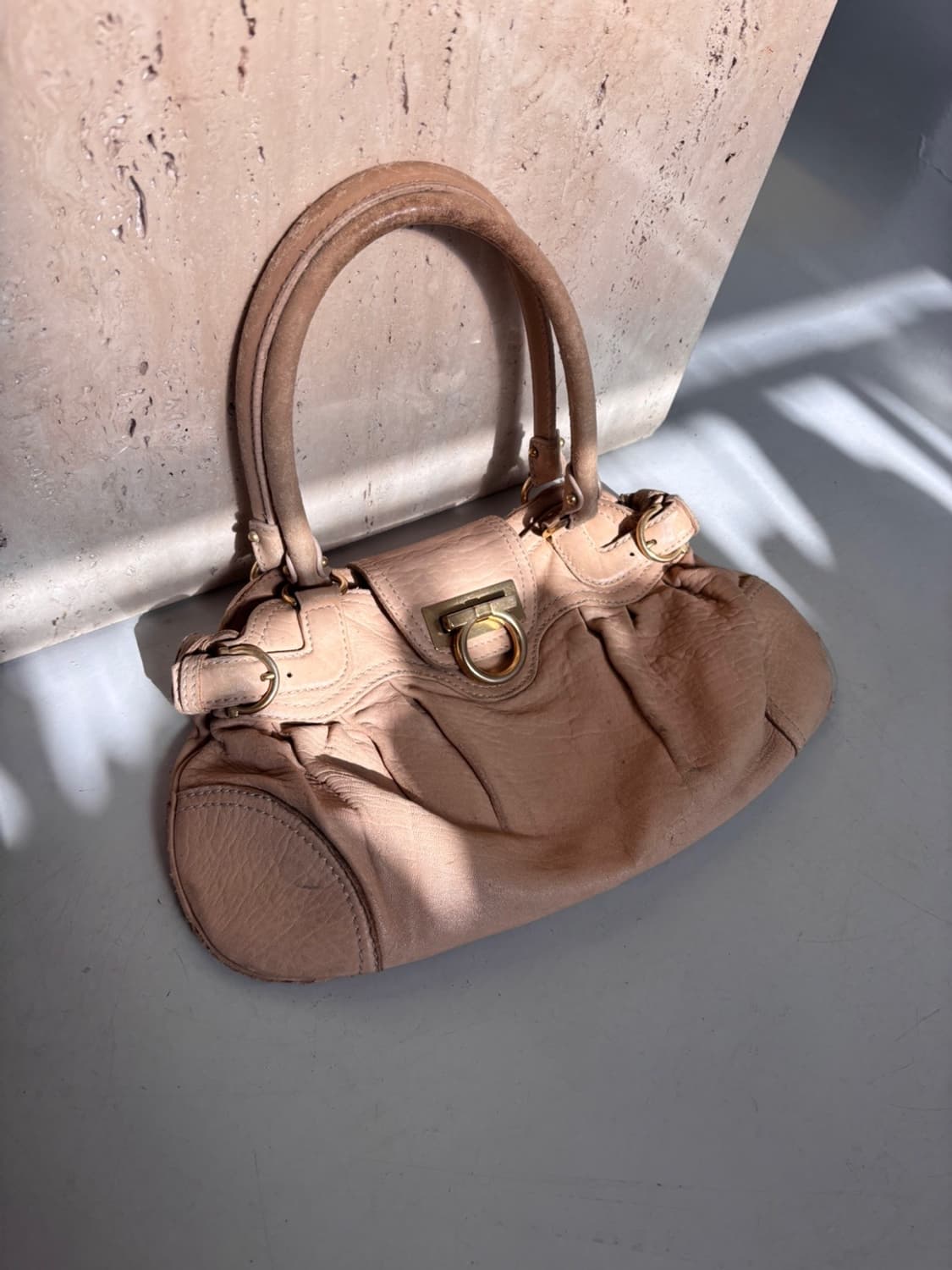 Vintage Ferragamo Bag 상품이미지1