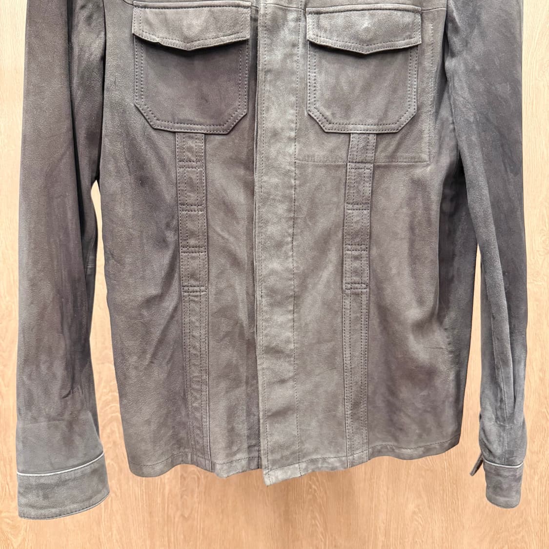 올세인츠 고트 스웨이드 레더 셔츠 자켓 워싱 투포켓 디테일 카키 브라운 상품이미지5