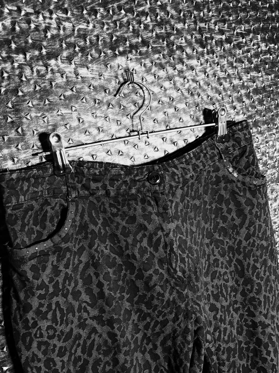 레오파드 스터드 슬림핏 팬츠 상품이미지2