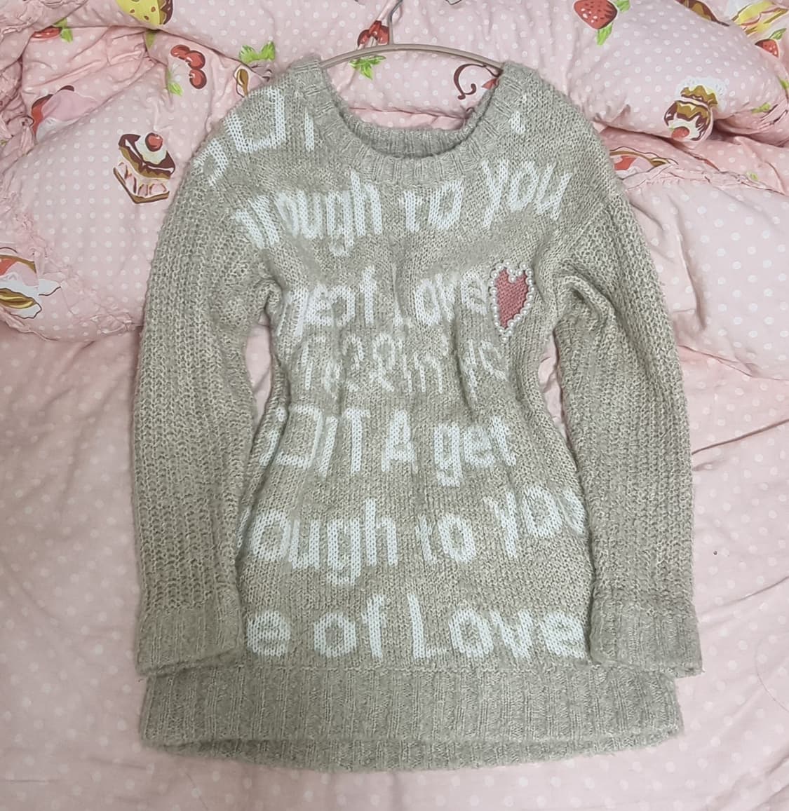 리즈리사 레터링 하트 큐빅 리본니트 라떼갸루 히메갸루 핀터레스트 엑시즈팜 상품이미지1