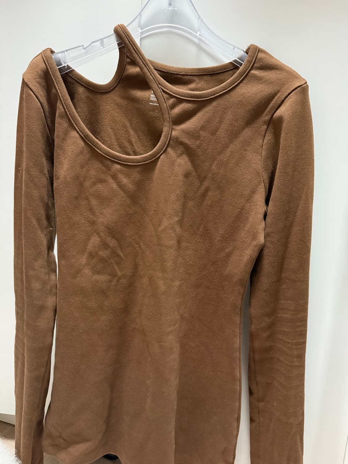 로우클래식 컷아웃 롱슬리브 M/L 상품이미지2