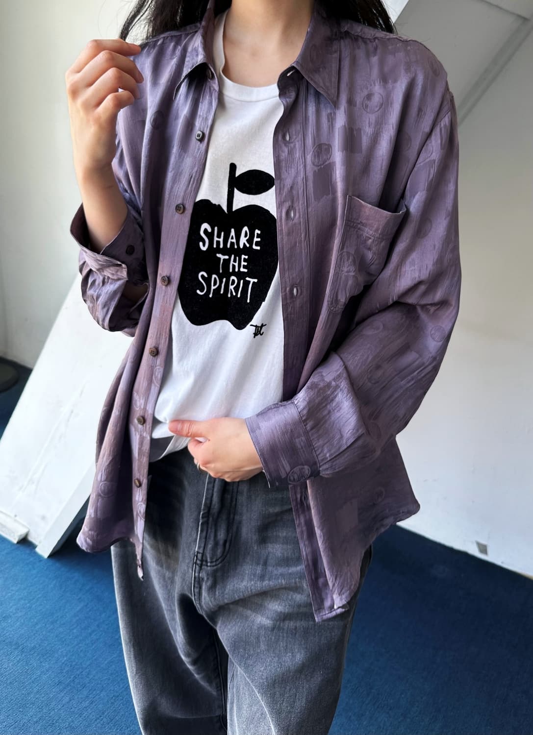 Light silk loose design shirt 상품이미지8