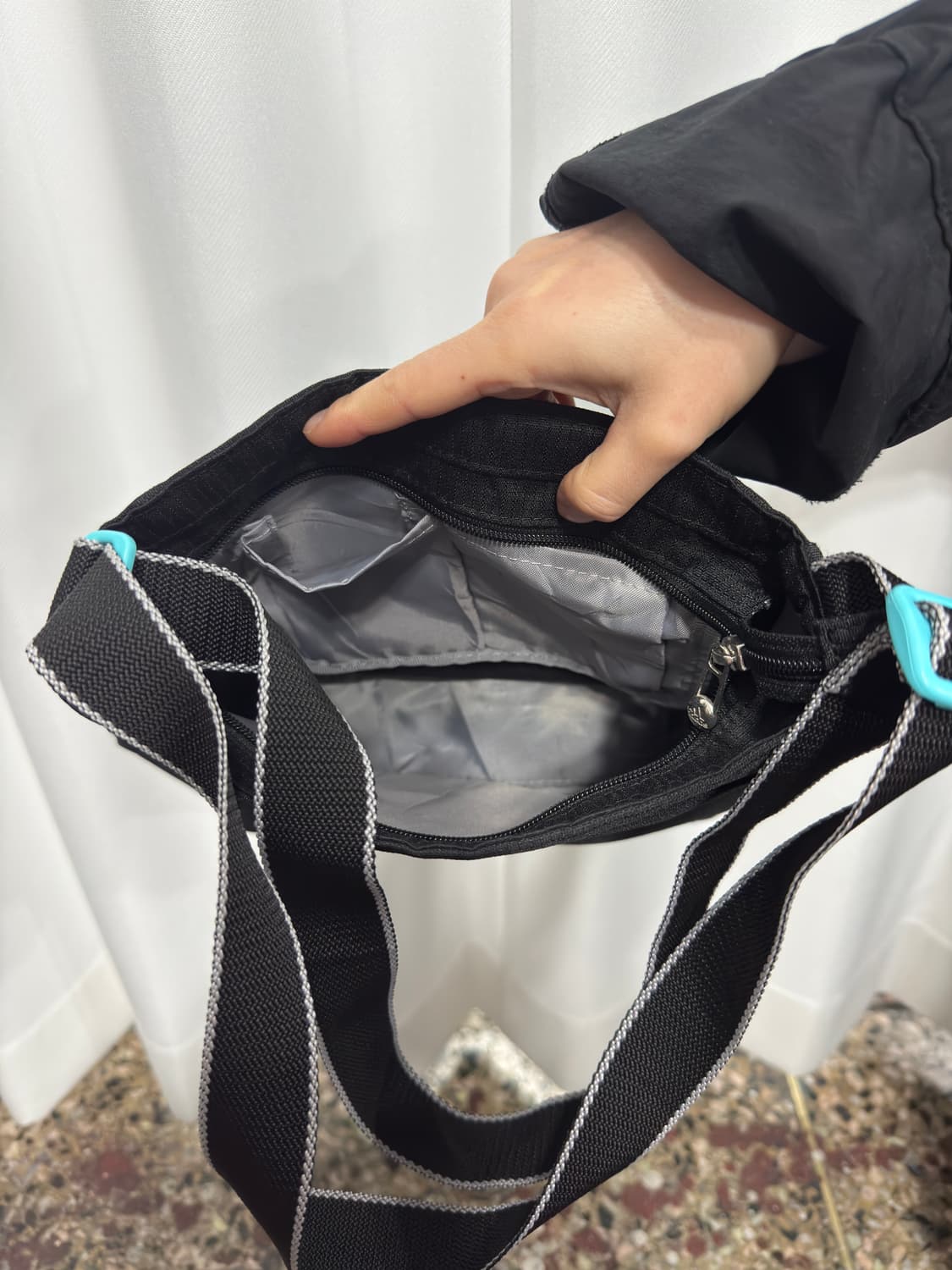 adidas crossbag 상품이미지3