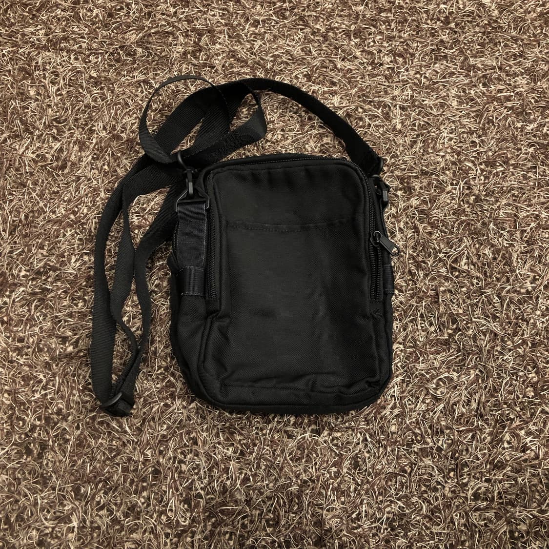 노스페이스 3.5L 미니 크로스백 상품이미지3