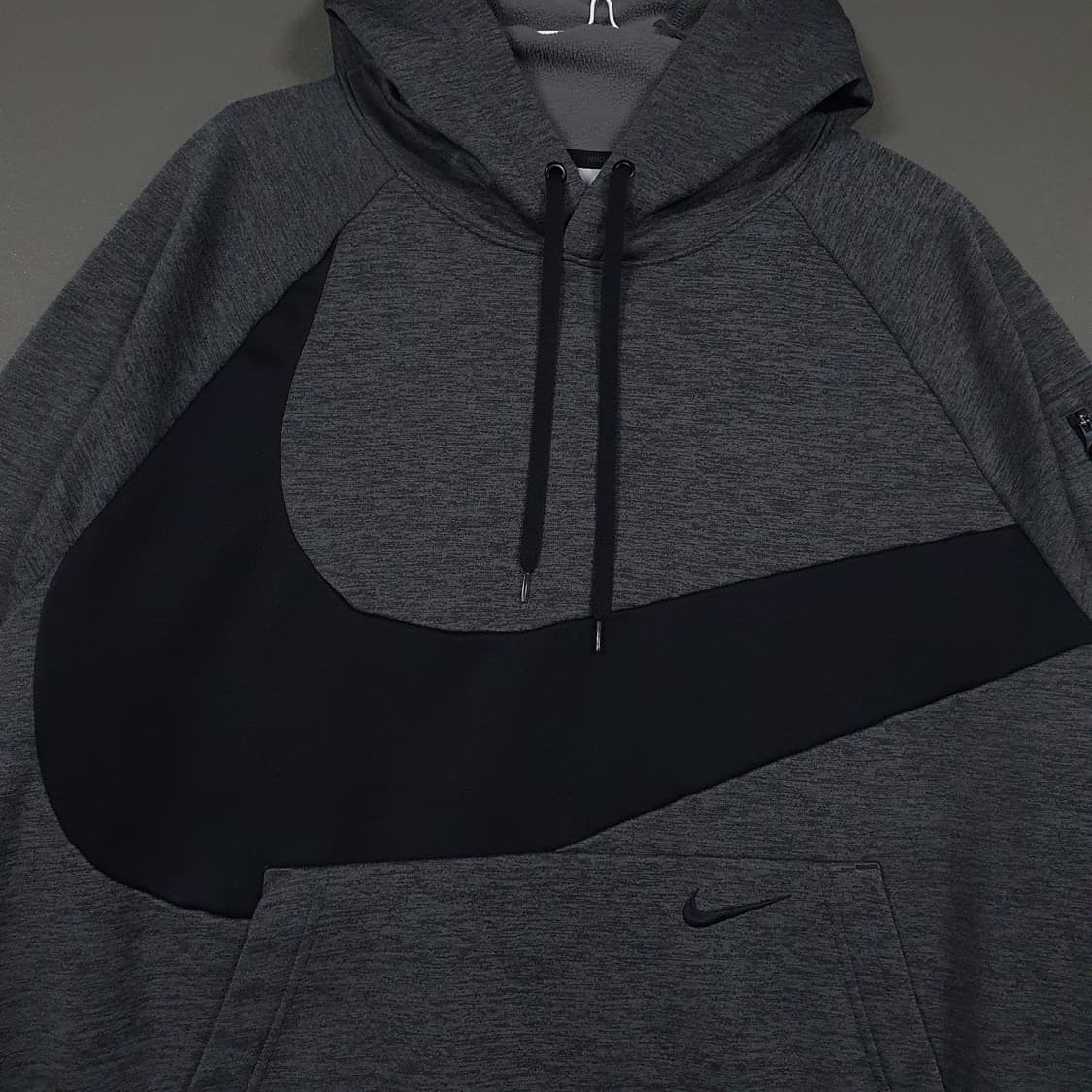 새상품급) 나이키 신형 22fw 써마핏 빅스우시 후드티 2XL (110) 상품이미지2