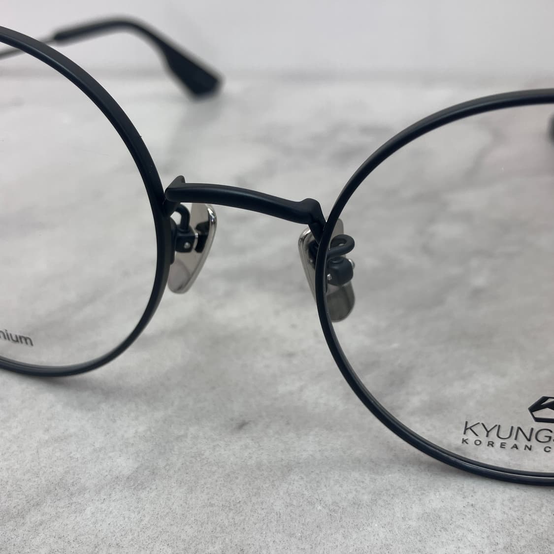 D03 경성 京城 1981 무광 블랙 라운드 메탈테 안경 상품이미지5