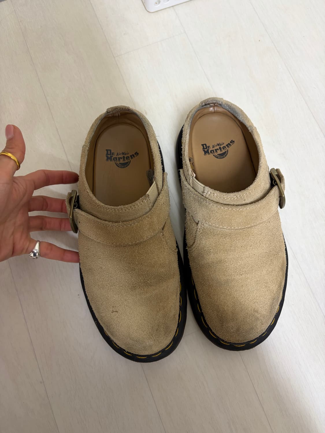 닥터마틴 스웨이드 뮬 240  상품이미지2