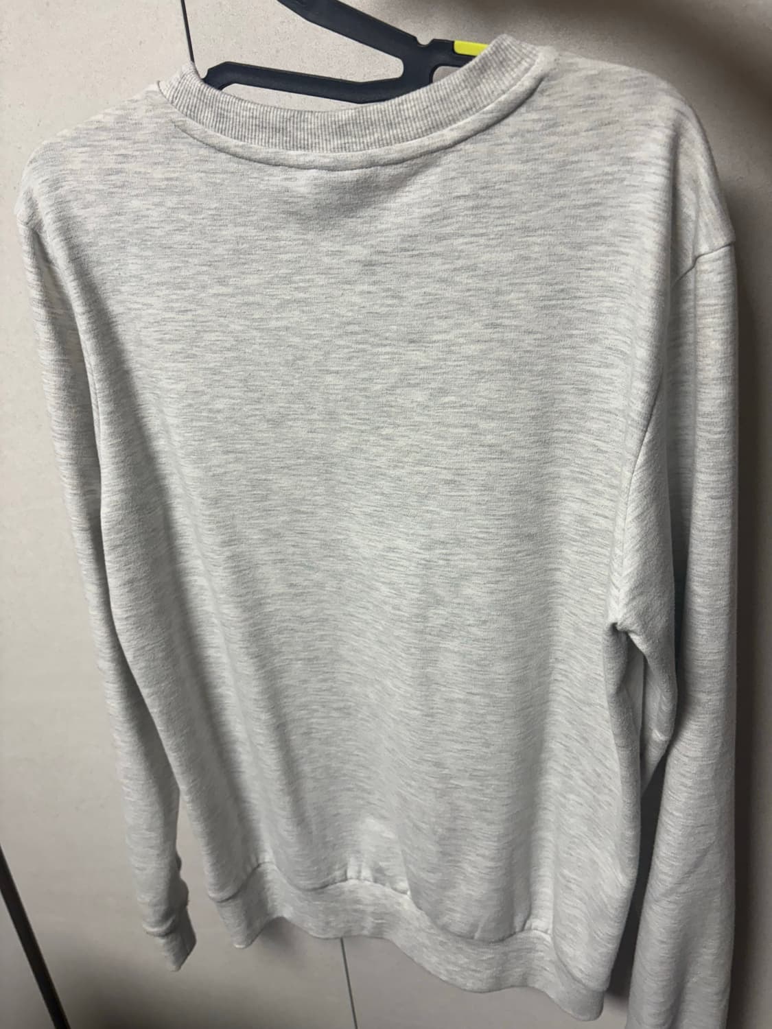 푸마 맨투맨 화이트 상품이미지2