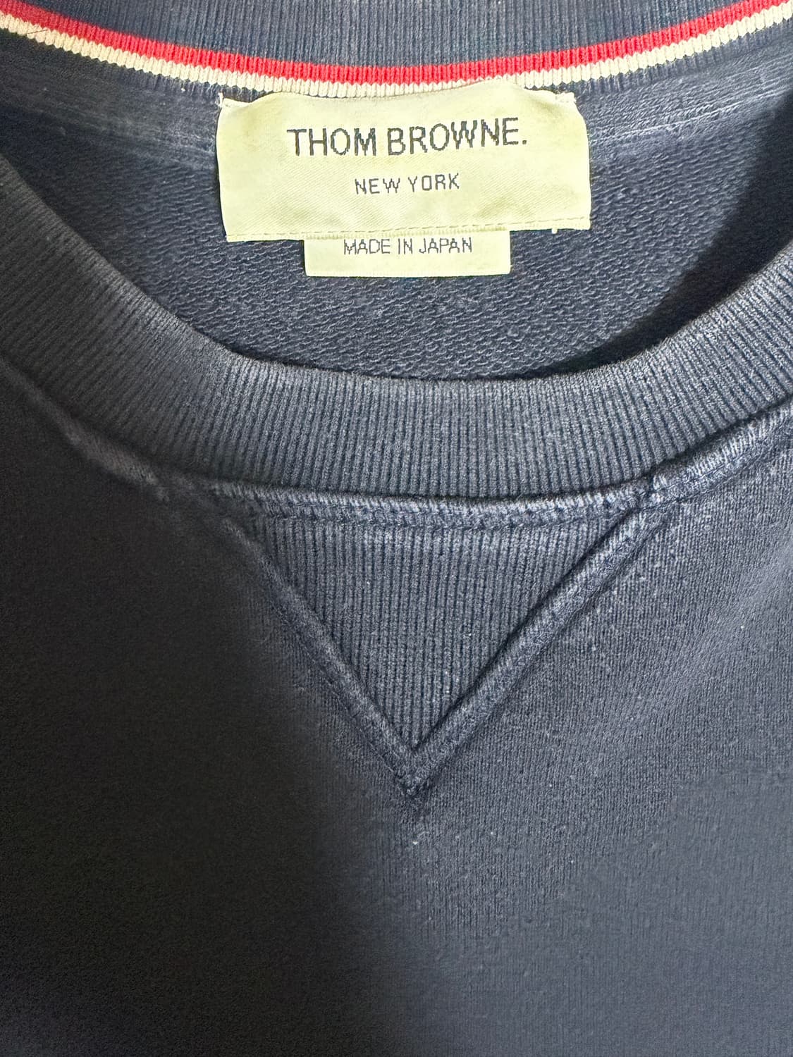 톰브라운 4선완장 맨투맨 4사이즈 상품이미지3