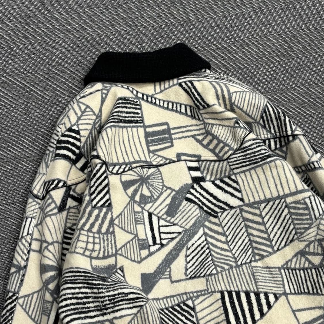 앙리 뤽 샤피 니트 카라 코트 V0526 상품이미지5