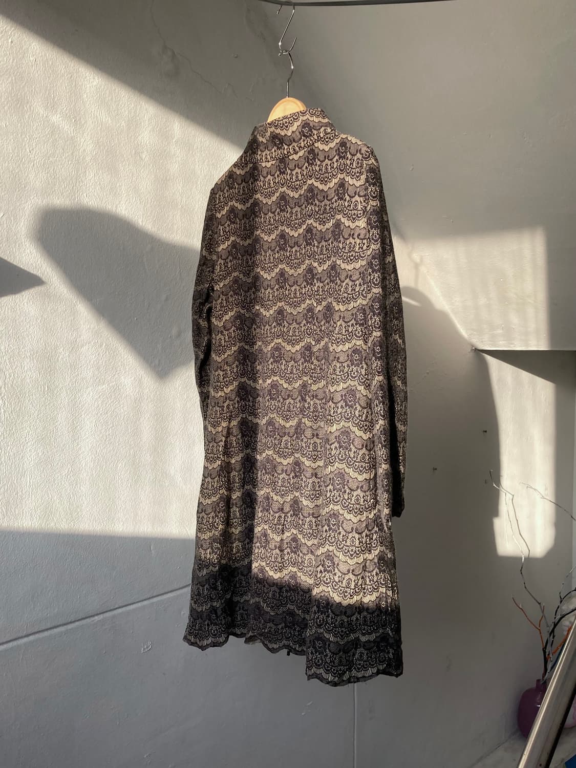 레이스 펀칭 디테일 빈티지 코트 상품이미지7