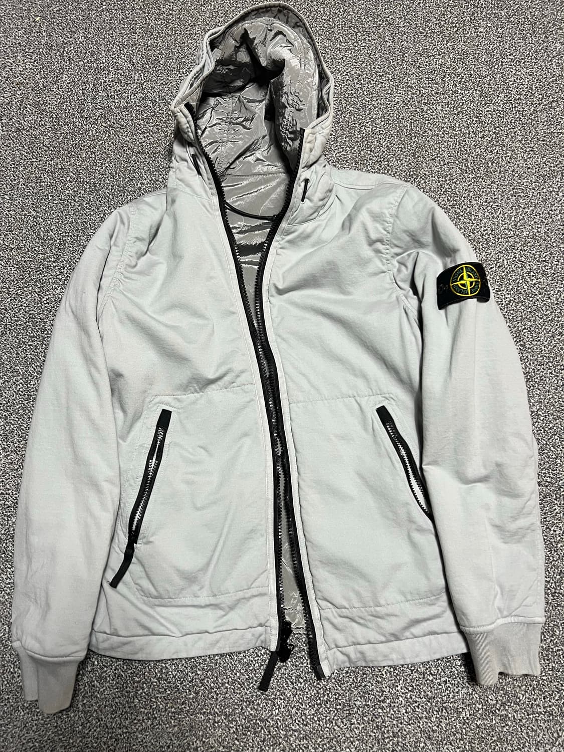 스톤아일랜드 후드 자켓 (그레이 M) 상품이미지2