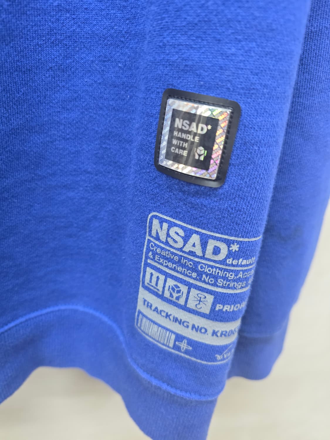 파란색 NSAO 프린팅 맨투맨 티셔츠 상품이미지5