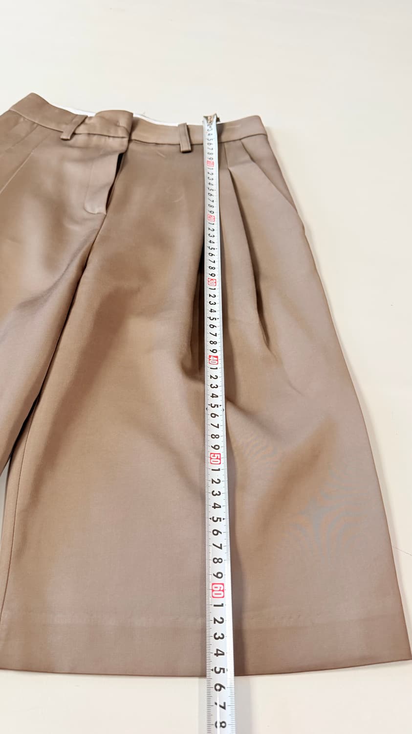 플라츠 PLATZ 핀턱 와이드 버뮤다 팬츠 55 정가 168,000원 상품이미지8