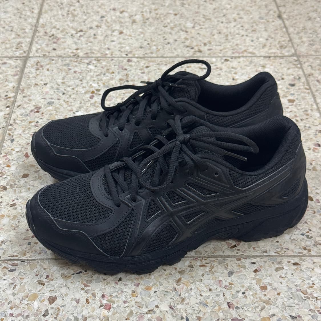 아식스 조그100 올블랙 신발 260 상품이미지3
