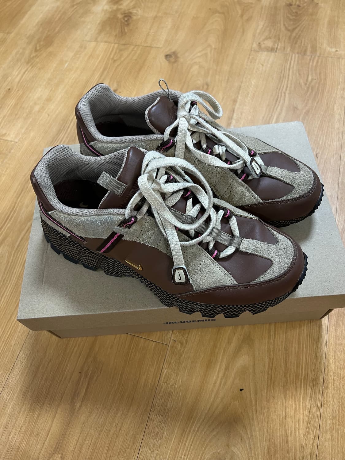 나이키 자크뮈스 휴마라 255 판매 상품이미지3