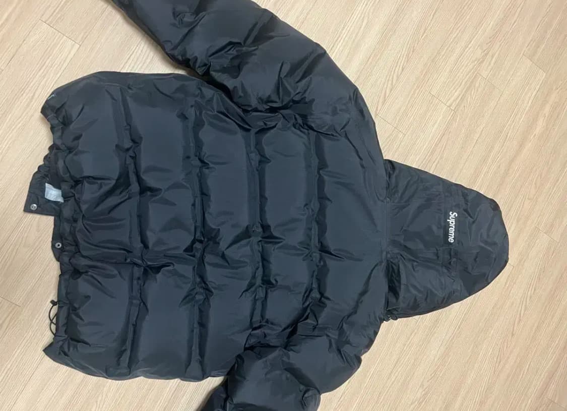 슈프림 고어텍스 패딩 19fw 새상품급 상품이미지5