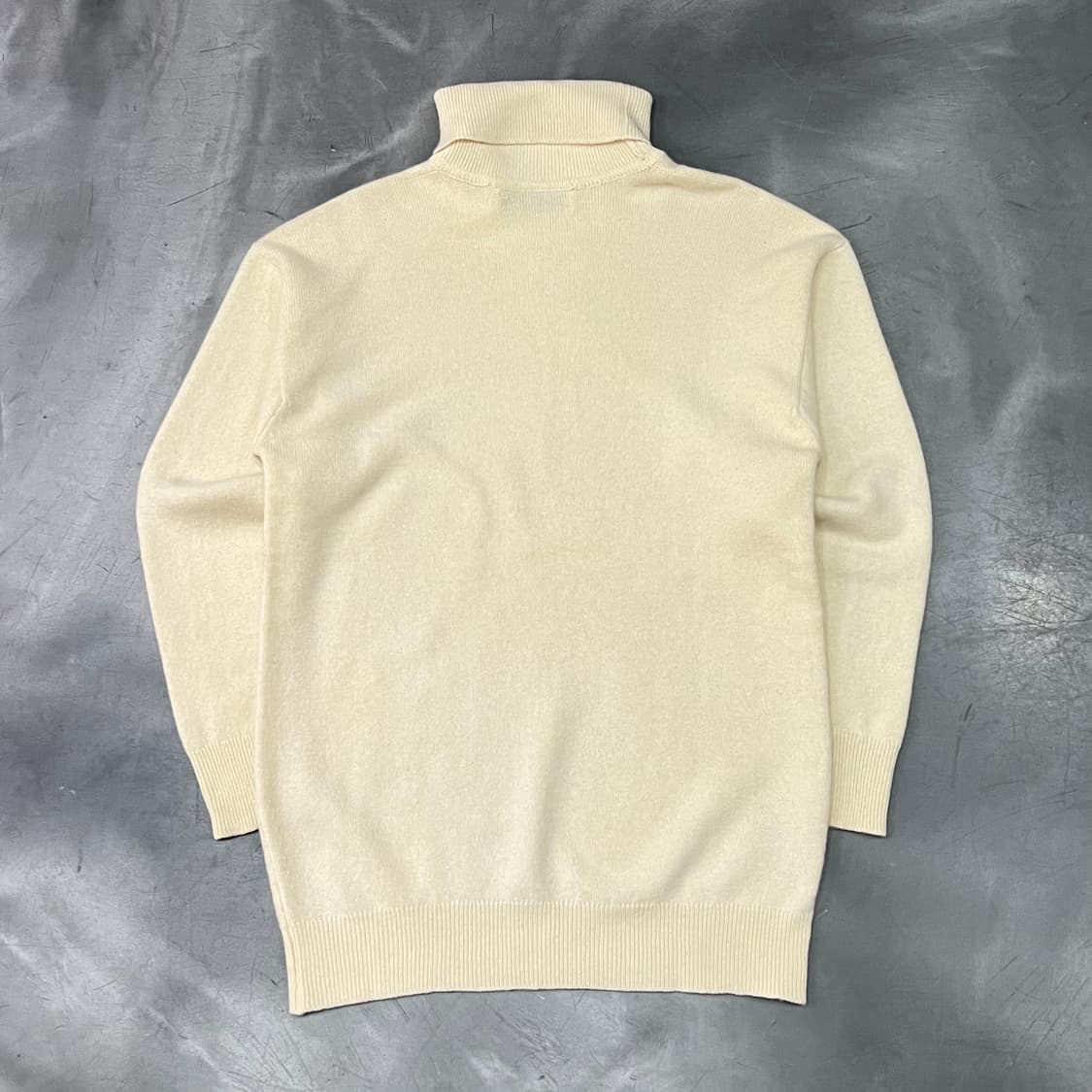  버버리 메리노울 터틀넥 니트 y14531 상품이미지2