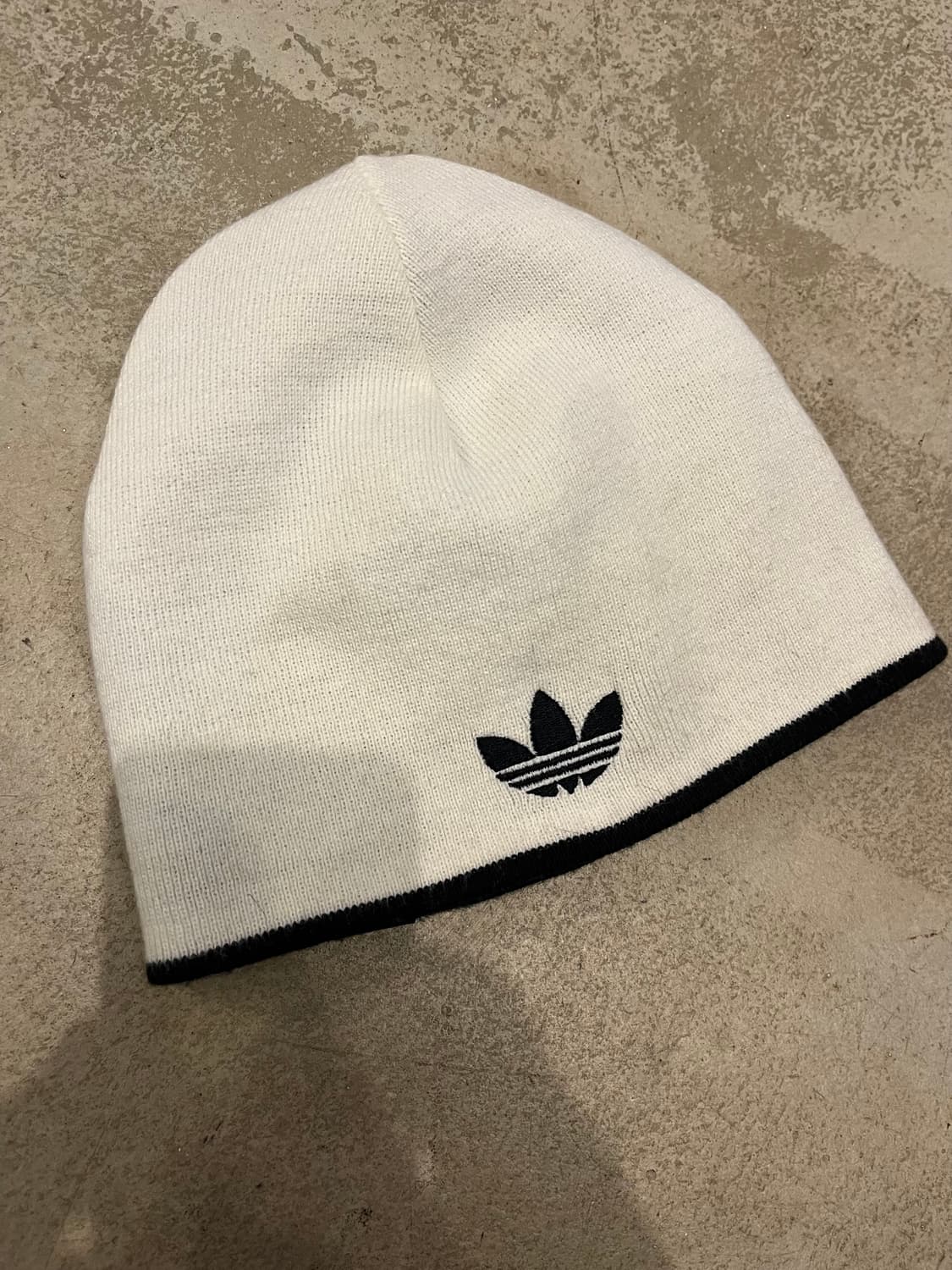 빈티지 아디다스 리버시블 비니 상품이미지1