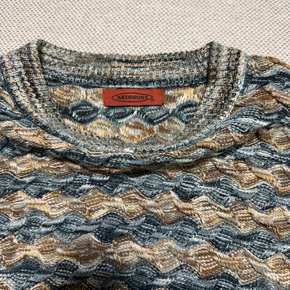 미쏘니 패턴 케이블 니트 스웨터 상품이미지2