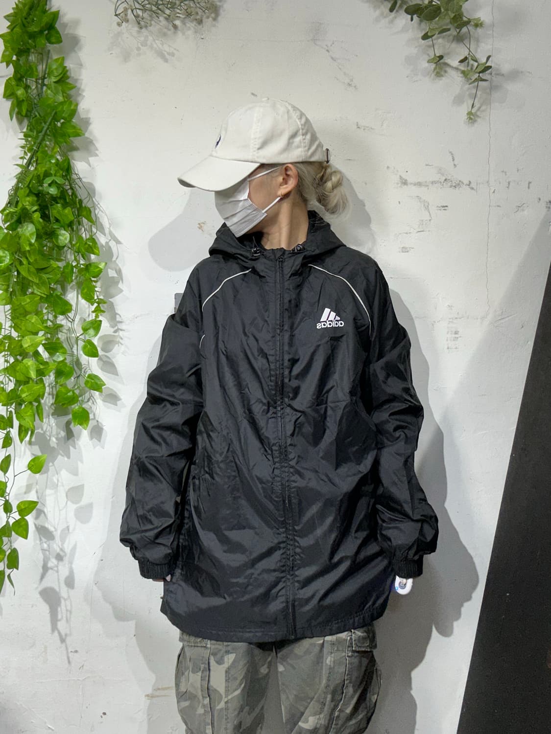 아디다스 블랙 후드 오버핏 바람막이 트랙 자켓 XL 상품이미지2
